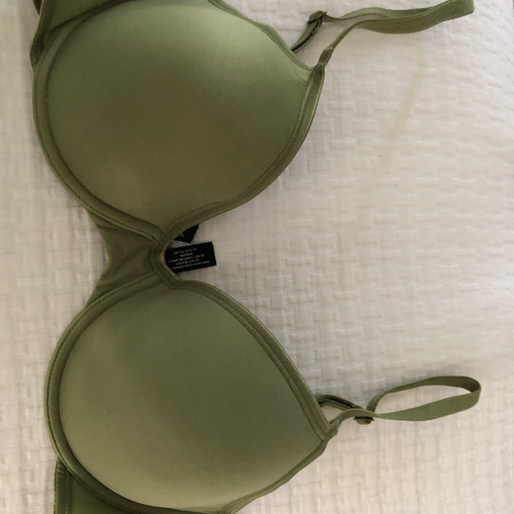 Green Bra